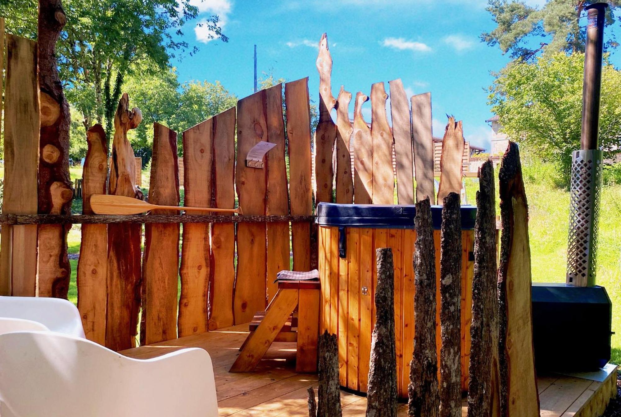 Little Wood Lodges Insolites Bailly-aux-Forges Εξωτερικό φωτογραφία