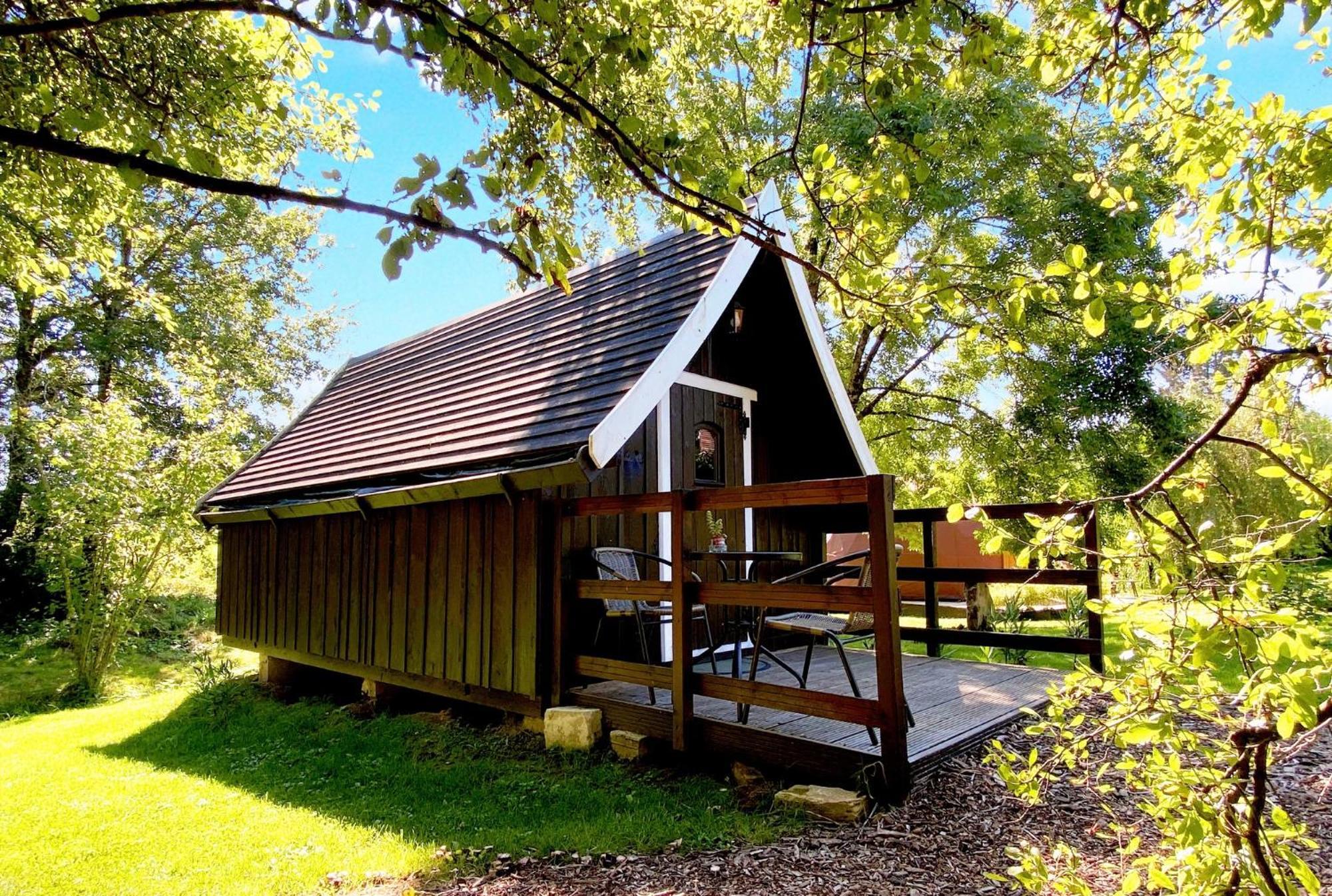 Little Wood Lodges Insolites Bailly-aux-Forges Εξωτερικό φωτογραφία